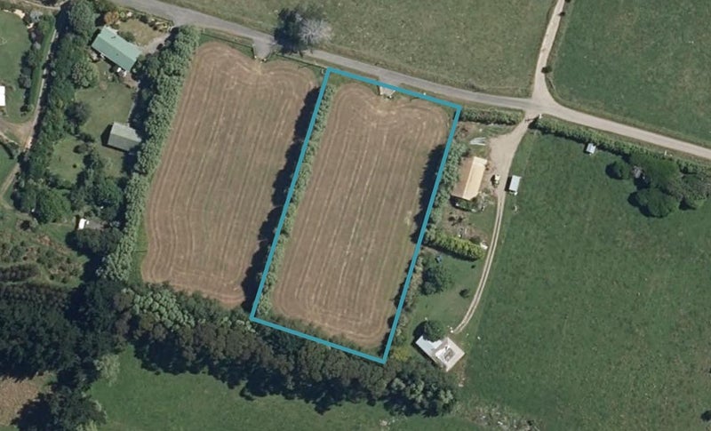 153 Papaitonga Lake Road, Ohau, Ōhau - Carousel 1