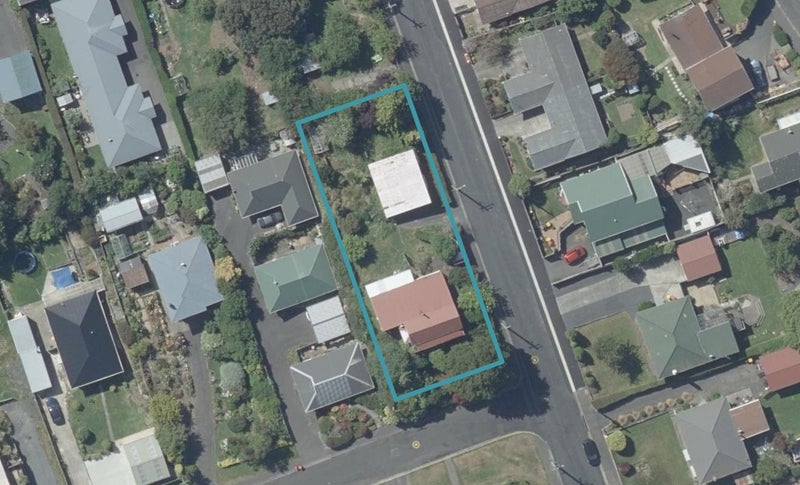 26 Binnie Street, Abbotsford, Dunedin - Carousel 1