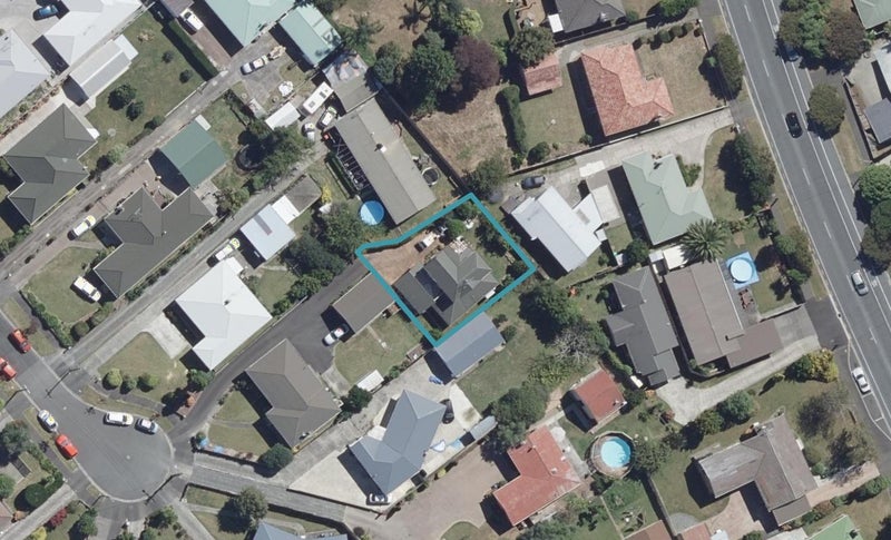 17 Kingsley Street, St Andrews, Hamilton - Carousel 1