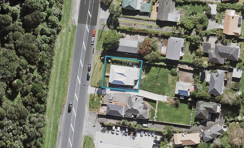 249 Glenfield Road, Hillcrest, Auckland - Carousel 1