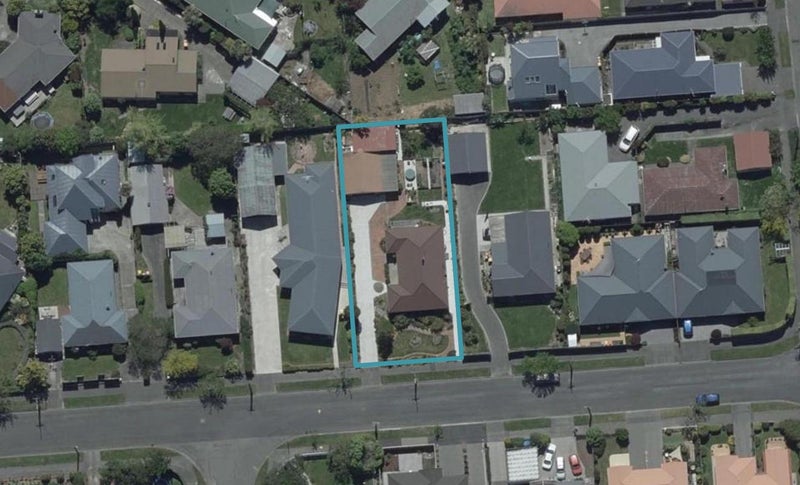 6 Beatrice Place, Avonhead, Christchurch - Carousel 1