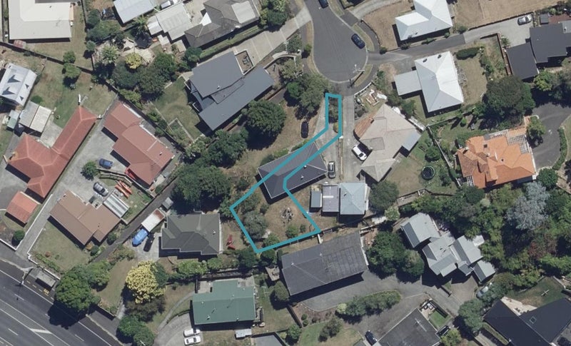 4/10 Elizabeth Street, Beerescourt, Hamilton - Carousel 1