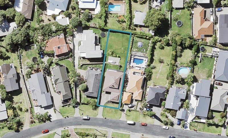 22 Braemar Road, Rothesay Bay, Auckland - Carousel 1