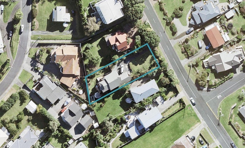 26 Melandra Road, Stanmore Bay, Whangaparaoa - Carousel 1