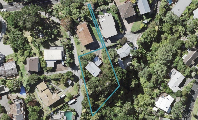 113 Braemar Road, Castor Bay, Auckland - Carousel 1