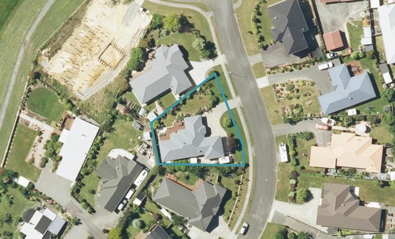 3 Glentui Place, Waikawa, Picton - Carousel 1