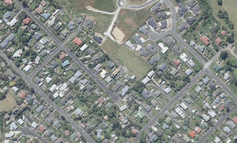 3 Harakeke Lane, FAIRFIELD, LOWER HUTT - Carousel 1