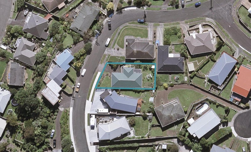 16 Crownhill Street, Spotswood, New Plymouth - Carousel 1