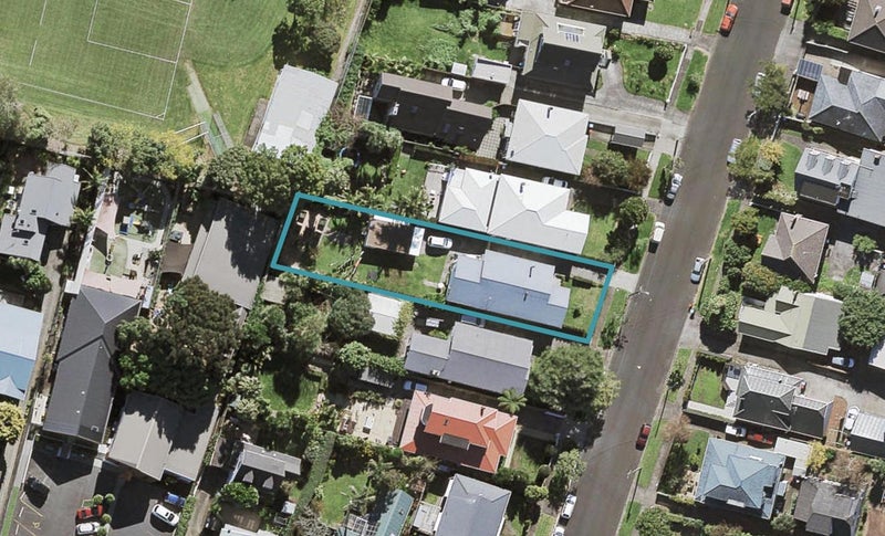 9 Waitomo Avenue, Mount Eden, Auckland - Carousel 1