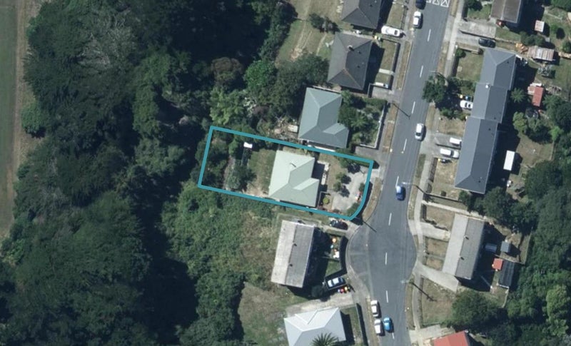74 Sievers Grove, Cannons Creek, Porirua - Carousel 1