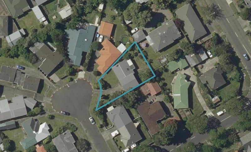 8 McDonald Place, Awapuni, Palmerston North - Carousel 1