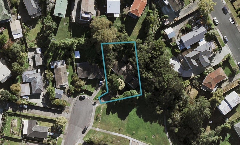 6 Wanita Place, Totara Vale, Auckland - Carousel 1