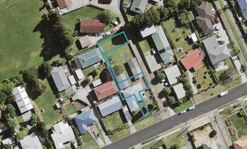 8/42 Woodside Road, Massey, Auckland - Carousel 1