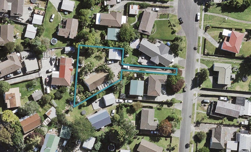 12 Elvira Place, Ranui, Auckland - Carousel 1
