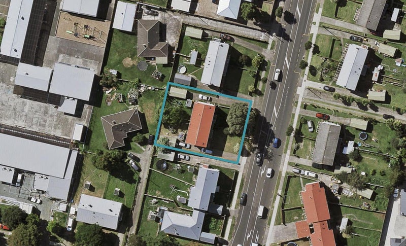 92 Preston Road, Ōtara, Auckland - Carousel 1