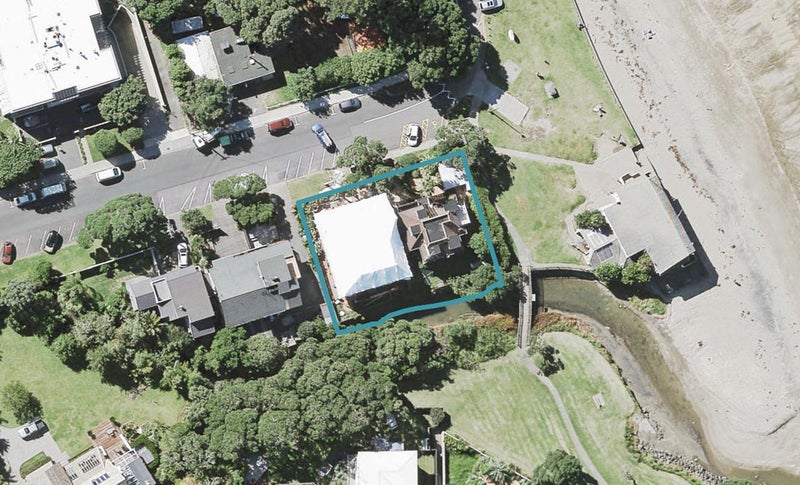 1/13 Sidmouth Street, Mairangi Bay, Auckland - Carousel 1
