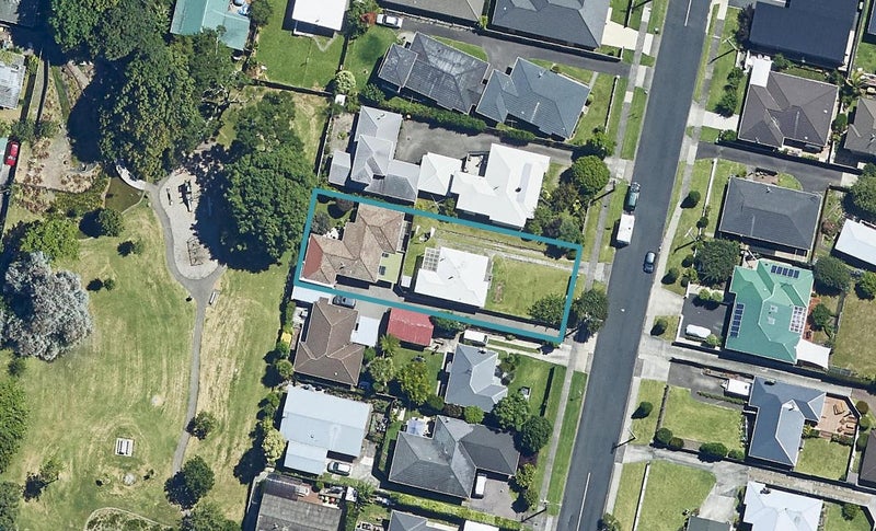 9A Goods Road, Otumoetai, Tauranga - Carousel 1