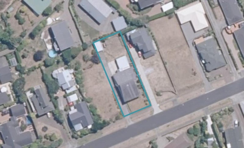 18 Harvey Street, Waipahihi, Taupo - Carousel 1