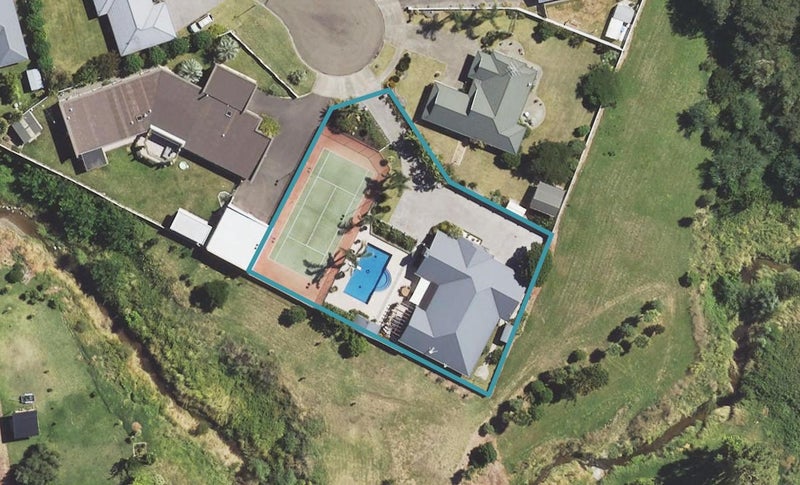 7 Claire Place, Lytton West, Gisborne - Carousel 1