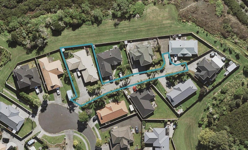 16 Parkstone Place, Favona, Auckland - Carousel 1
