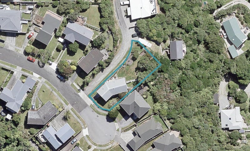 5 Banksia Grove, Maungaraki, Lower Hutt - Carousel 1