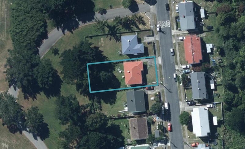 110 Sievers Grove, Cannons Creek, Porirua - Carousel 1