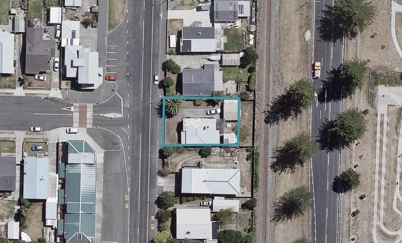 10 Te Awa Avenue, Te Awa, Napier - Carousel 1