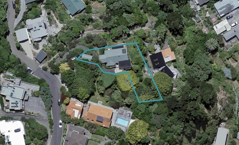 11 Beere Haven Road, Seatoun, Wellington - Carousel 1