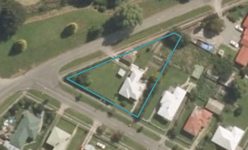 38 Burns Street, Mataura, Mataura - Carousel 1