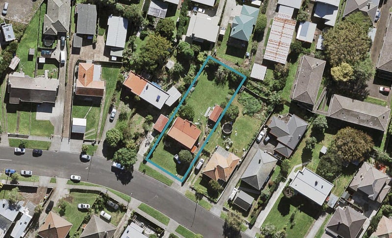 93 Lambeth Road, Sandringham, Auckland - Carousel 1