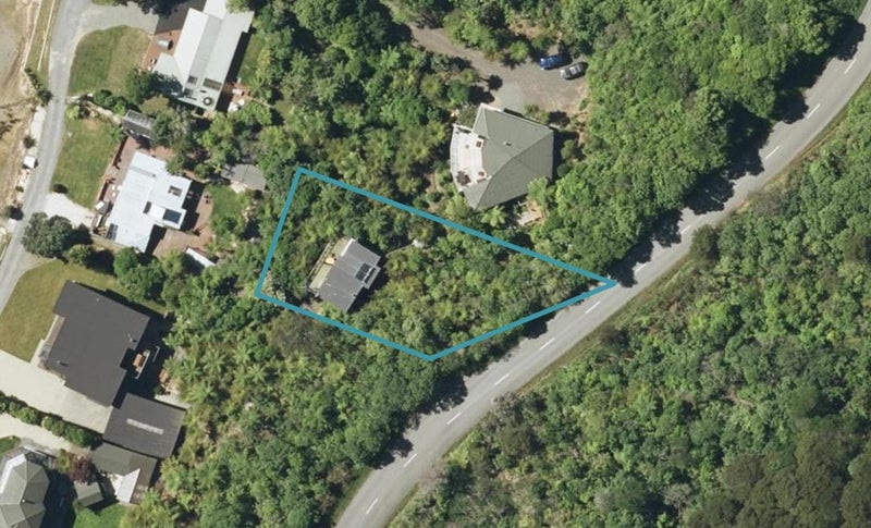 2381 Queen Charlotte Drive, Picton - Carousel 1