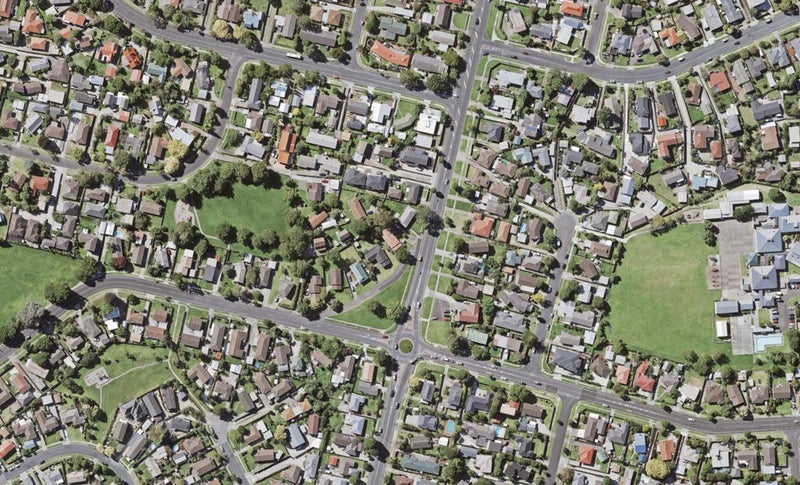 337 Bucklands Beach Road, Bucklands Beach, Auckland - Carousel 1