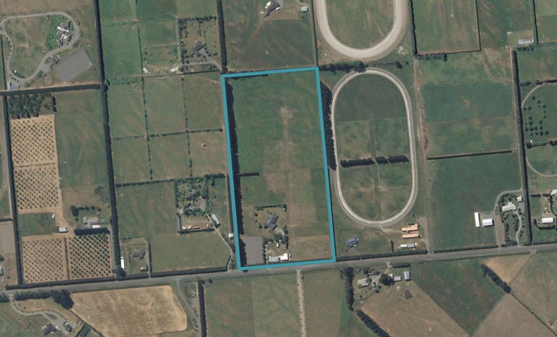 1078 Newtons Road, Christchurch - Carousel 1