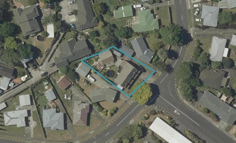 147 Limbrick Street, Terrace End, Palmerston North - Carousel 1
