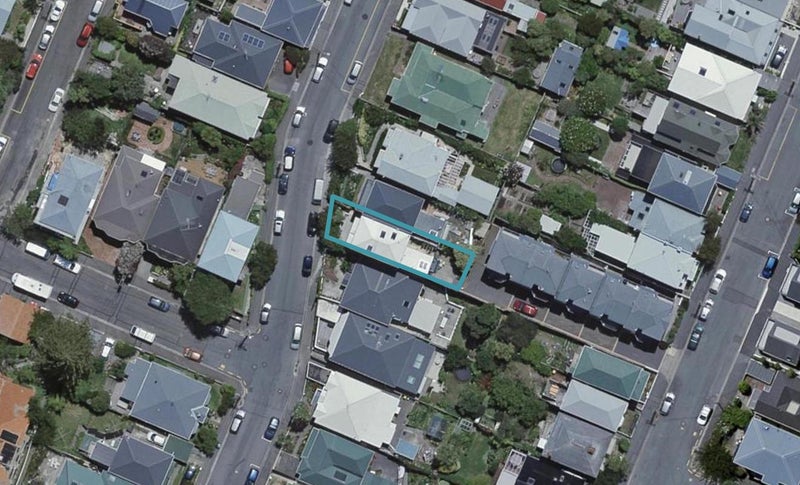 21 Porritt Avenue, Mount Victoria, Wellington - Carousel 1