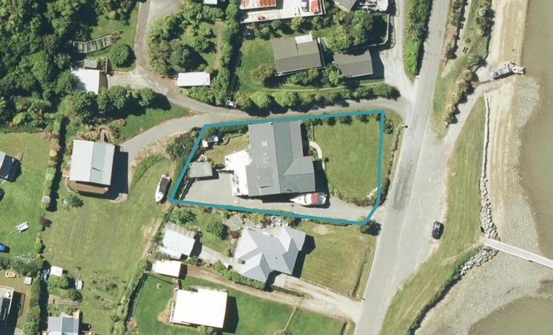 293 Anakiwa Road, Anakiwa, Picton - Carousel 1