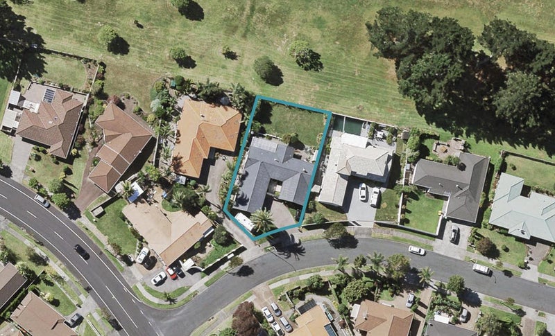 6 Seneca Court, Golflands, Auckland - Carousel 1