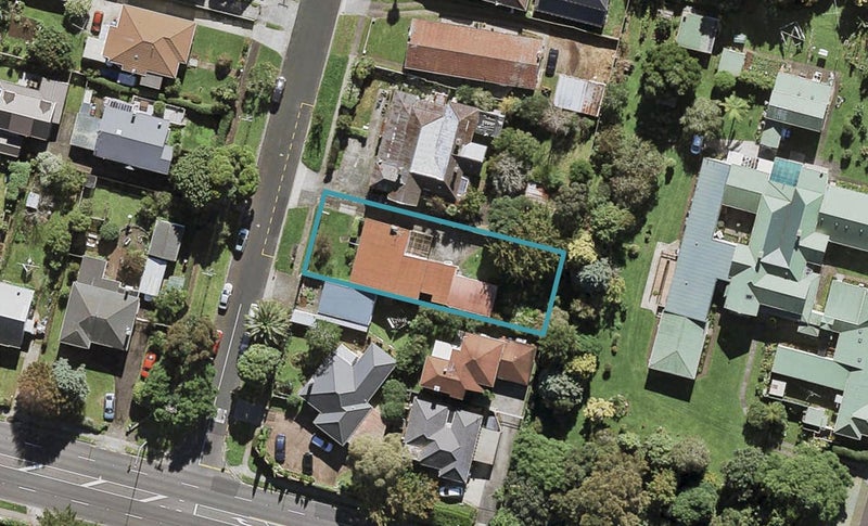 22 Peet Avenue, Royal Oak, Auckland - Carousel 1