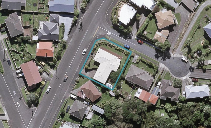 21 South Road, Moturoa, New Plymouth - Carousel 1