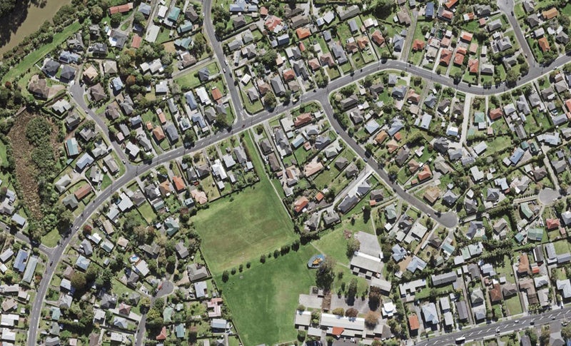 44 Vodanovich Road, Te Atatu South, Auckland - Carousel 1
