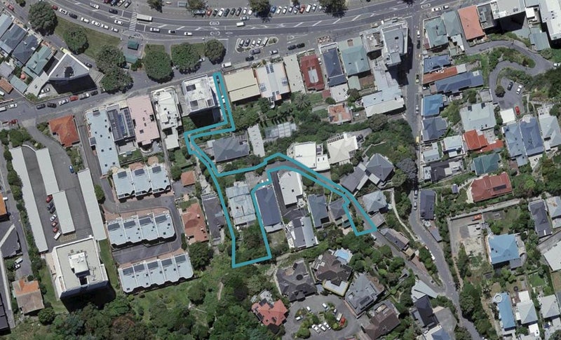 220 Oriental Parade, Oriental Bay, Wellington - Carousel 1