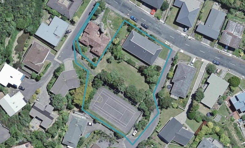 21 Paddington Grove, Karori, Wellington - Carousel 1
