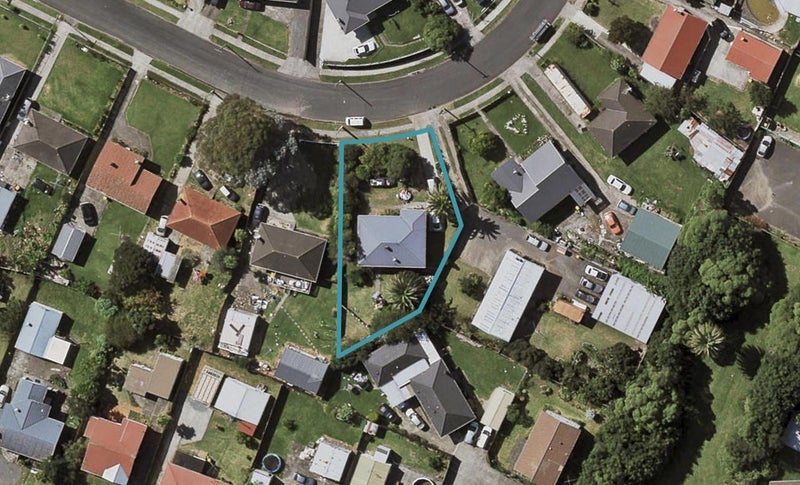48 Awatere Street, Clover Park, Auckland - Carousel 1