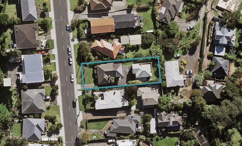 2/97 Sylvan Avenue, Northcote, Auckland - Carousel 1