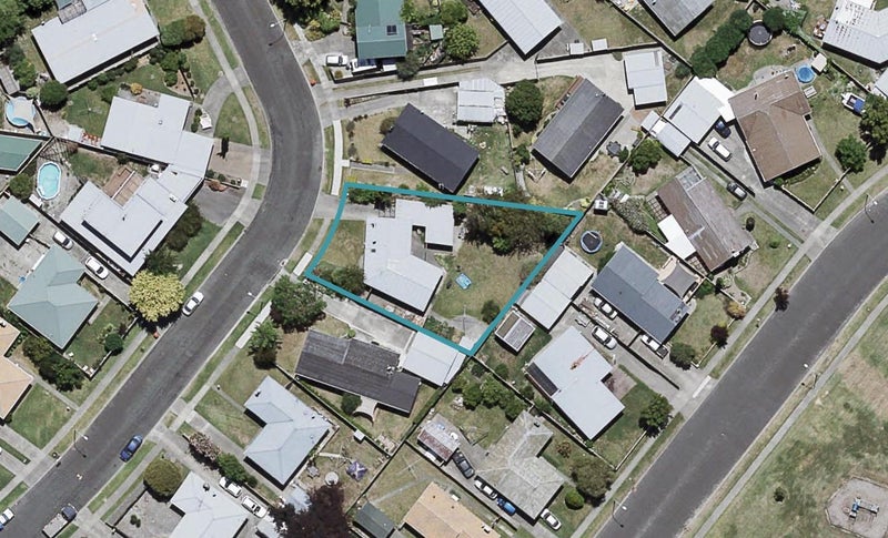 25 Sutherland Street, Tamatea, Napier - Carousel 1