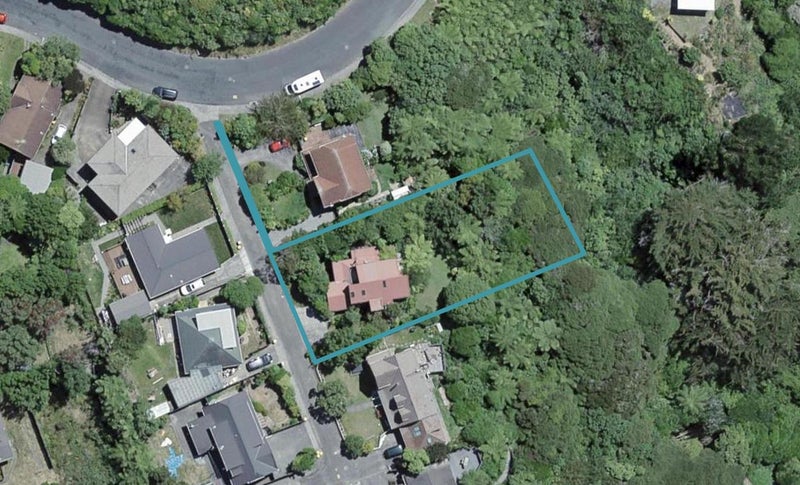 5 Tedder Way, Karori, Wellington - Carousel 1