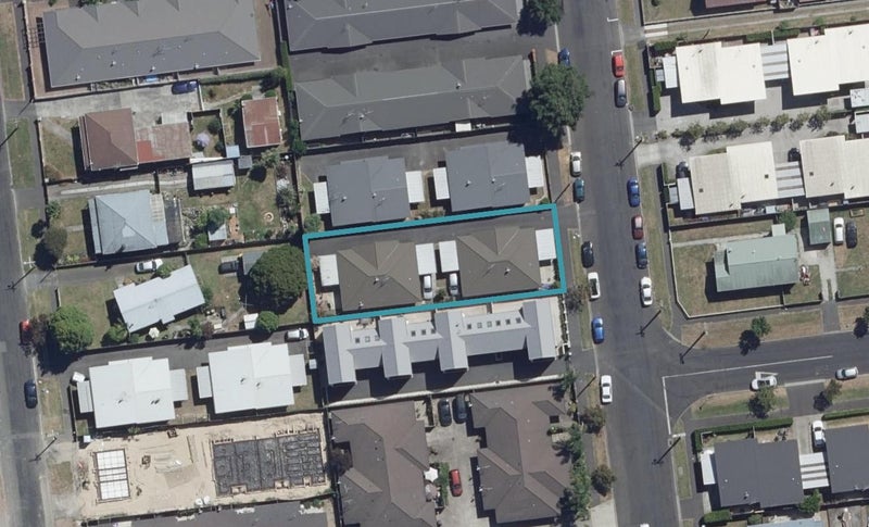 22B Lyon Street, Frankton, Hamilton - Carousel 1