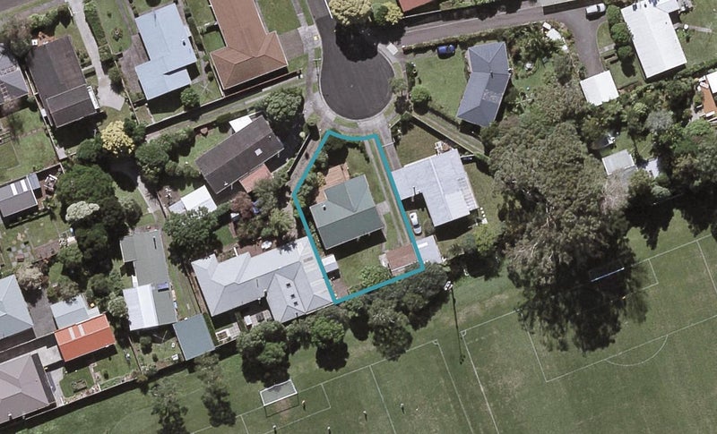 24 Waiwera Place, Merrilands, New Plymouth - Carousel 1