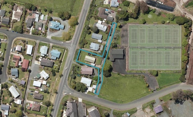 2/58 Winger Crescent, Kamo, WHANGAREI - Carousel 1