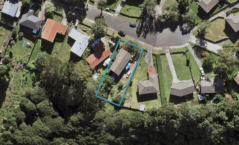 12 Hanui Place, Massey, Auckland - Carousel 1